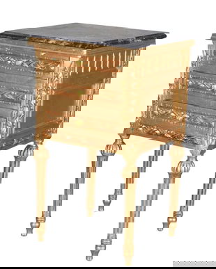 Comoda dreptunghiulara din lemn masiv auriu