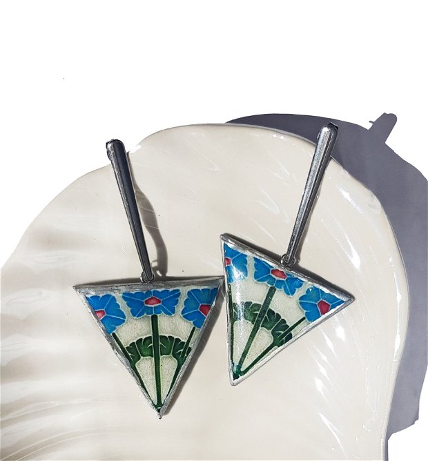 Cercei Art Nouveau "Crizanteme Albastre" din rasina, pasta polimerica si inox