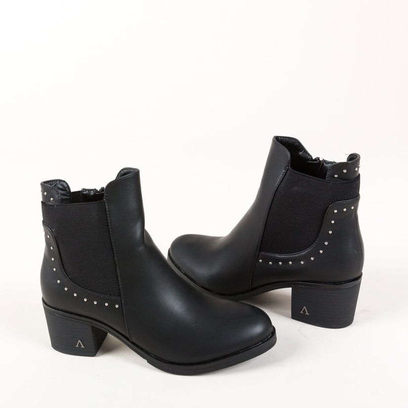 Botine Titzi Negre