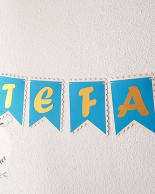 Ghirlanda personalizata baietei
