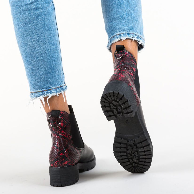 Ghete Velanna Negre