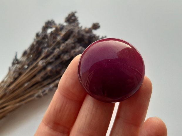 Cabochon jad