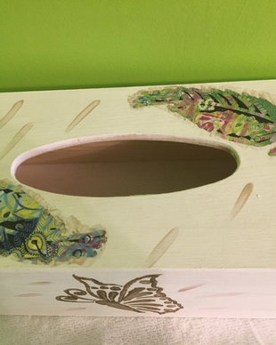 Cutie servetele din lemn decorata prin decoupage