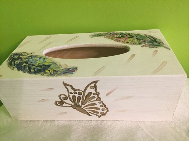 Cutie servetele din lemn decorata prin decoupage