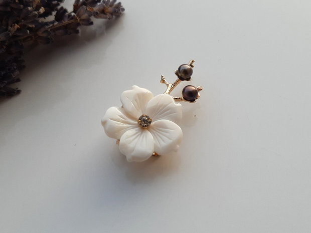 Pandant/brosa floare shell