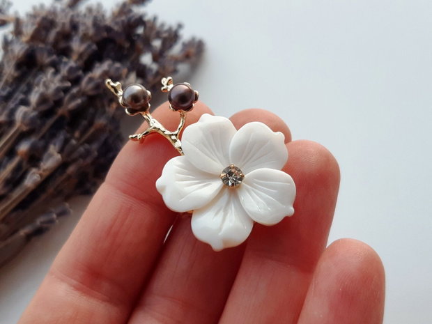 Pandant/brosa floare shell