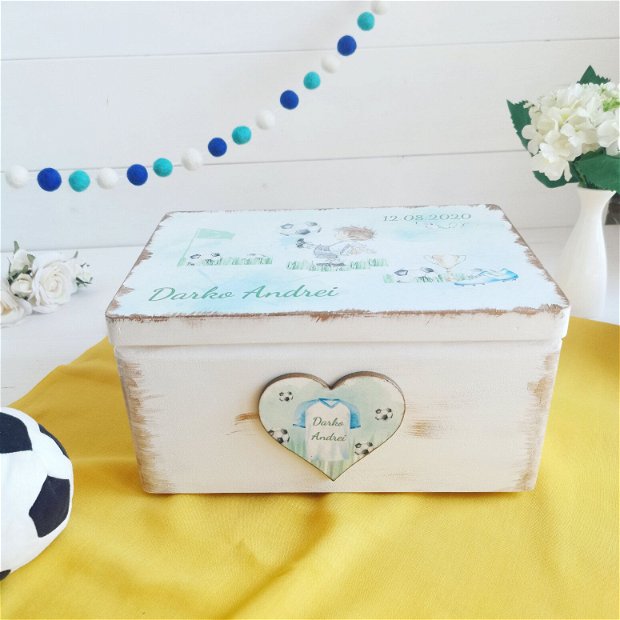 Football Player - Cutie personalizata pentru copii | Cutie de amintiri/trusou botez | Cutie cu tema fotbal pentru baieti