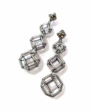 Cercei drop geometric argintiu irizat