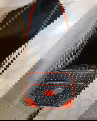 Geanta noua, crossover,  piele  ecologica ,  utila , foarte  frumoasa