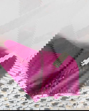 Manusi  noi  piele  naturala, brand DENTS  UK  ,  superbe