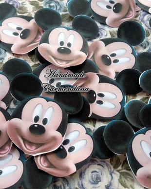 Figurine baby mickey