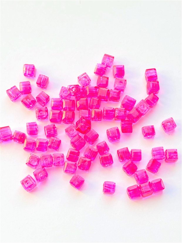LMS301 - margele sticla cubice roz