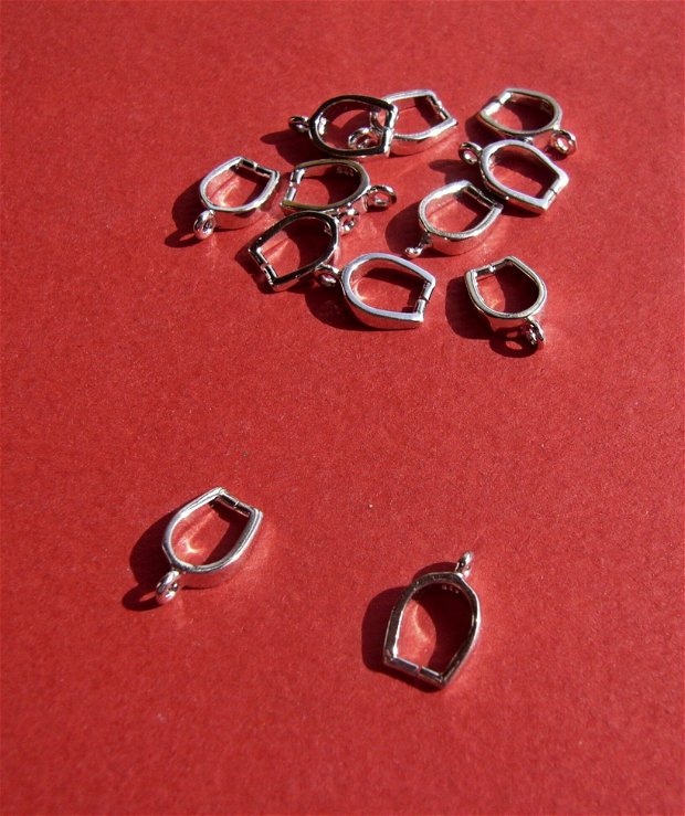 Agatatoare brioleta / pandant din argint .925 rodiat aprox 2.5x7x11 mm (cu anoul)