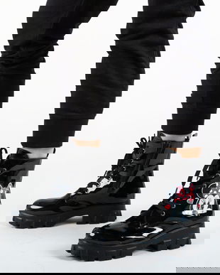 Ghete Hearfundi Negre