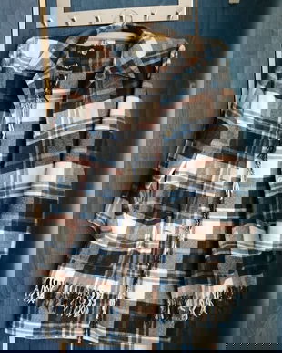 Costum de lana in carouri