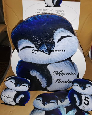 Cutie de dar botez pinguin
