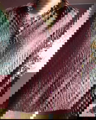 SPLENDIDA BLUZA  PROMOD MARIME 38 UMERI 40 CM ,MATASE NATURALA/DANTELA