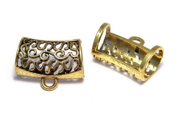 Margele din metal cu agatatoare, auriu antichizat, 24x32x19 mm
