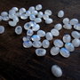 Cabochoane moonstone   - Oval-  aprox. 9x6  mm