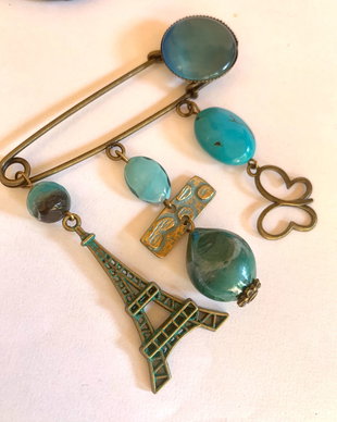 PARIS,MON AMOUR-brosa vintage