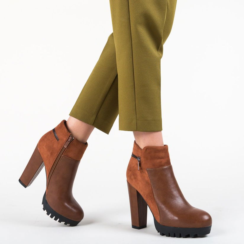 Botine Rida Camel