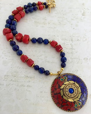 Colier nepalez coral-lapis lazuli