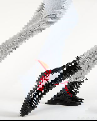 Ghete Castaneda Negre