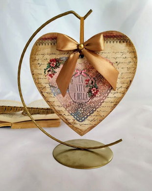 Decoratiune inima-la vita e bella