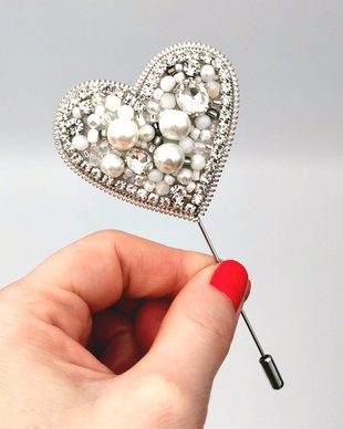 Brosa White Heart