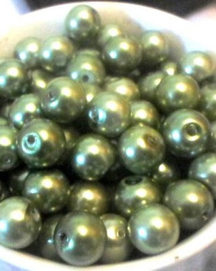 Margele sticla light olive inchis 8 mm cal. II