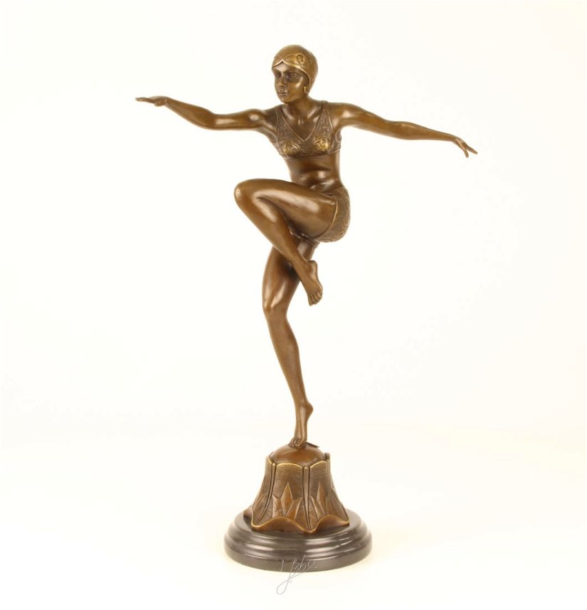 Dansatoare Art Deco-statueta din bronz pe un soclu din marmura