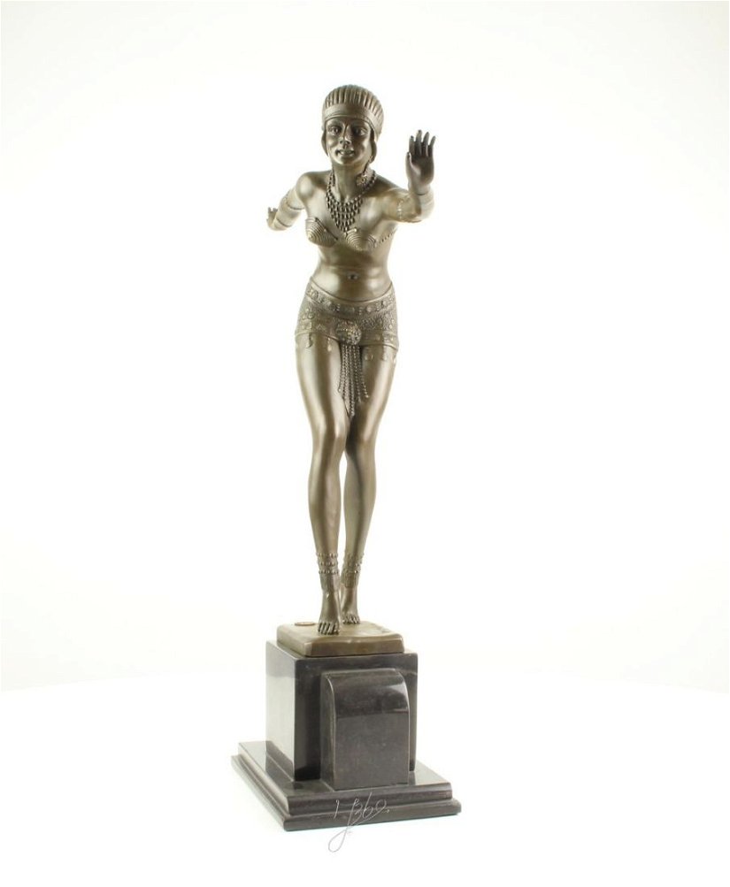Dansatoare Feniciana-statueta Art Deco din bronz pe un soclu din marmura