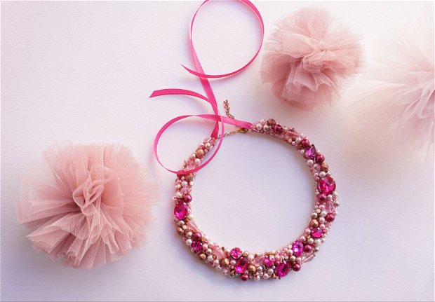 Colier "Zoe" cu cristale si perle roz
