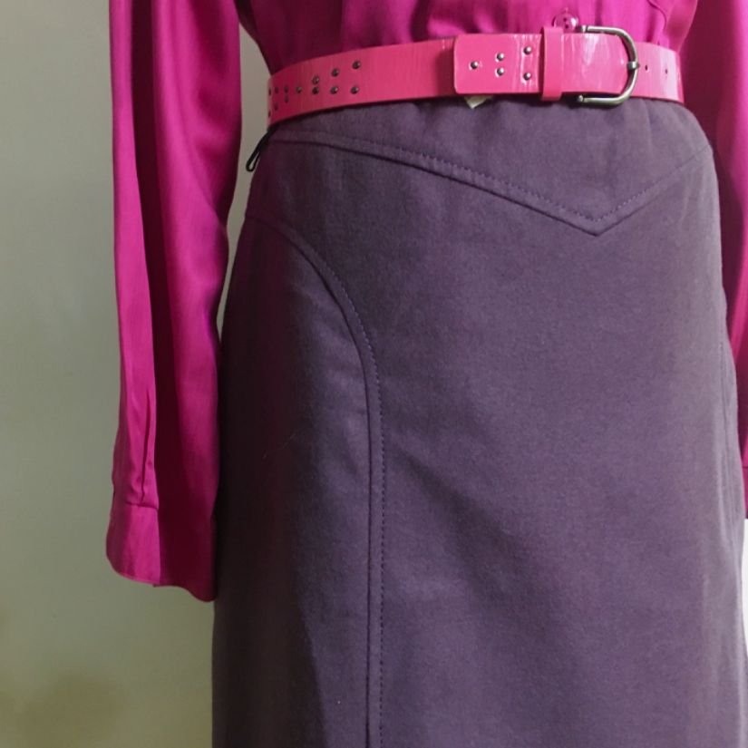 Power cell Morbidity Voting SET Fusta stofa lana violet cenusiu si bluza ciclam satinat | Fashion Hunt