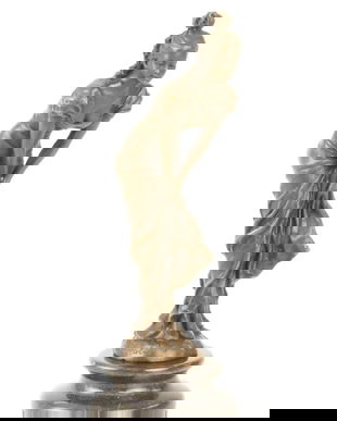 Dansatoare-statueta din bronz pe un socludin marmura