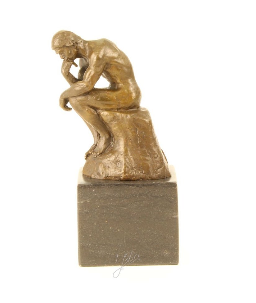 Ganditorul-statueta din bronz pe un soclu din marmura