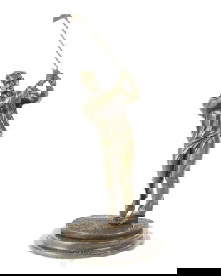 Jucator de golf-statueta din bronz pe un soclu din marmura