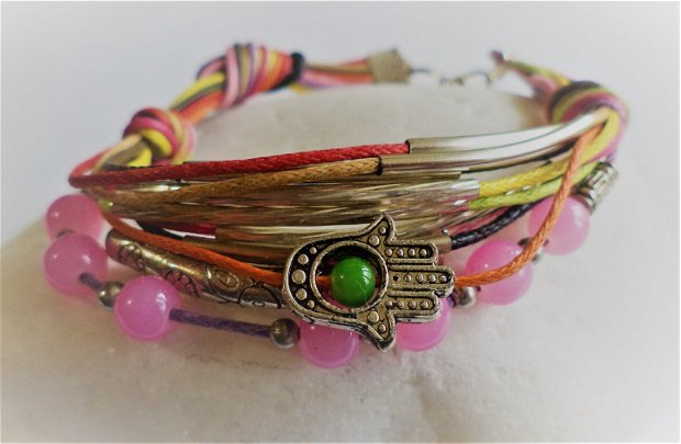color bracelet - bratara din ata cu diverse accesorii