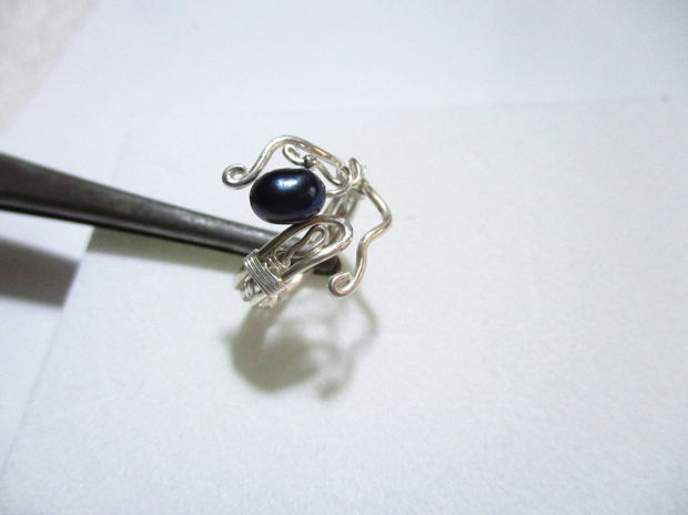 Vandut F.P. - Inel argint si perla de cultura neagra - albastruie, reglabil