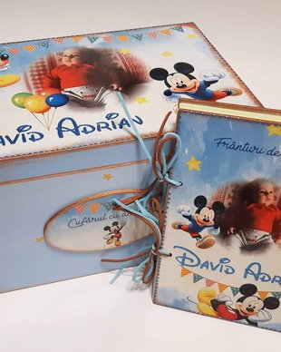 Cufar lemn 30/20/18 cm sau 40/30/20 cm, cu tema Mickey Mouse si poza