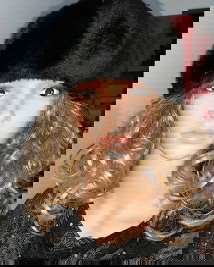 Caciula blana cod 67b