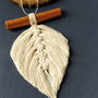 Frunza macrame pe baton de scortisoara