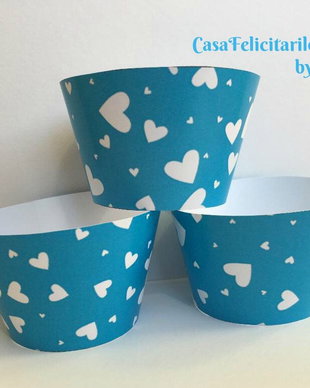 Invelitori briose albastre cu inimioare