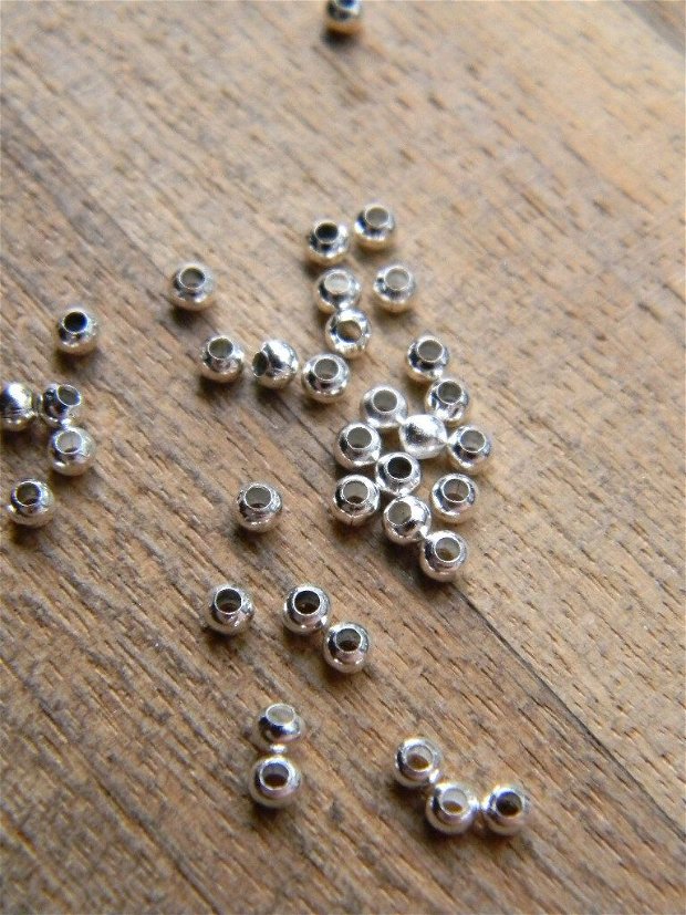 Margele argintii 2,5 mm (10 gr.) (PM1)