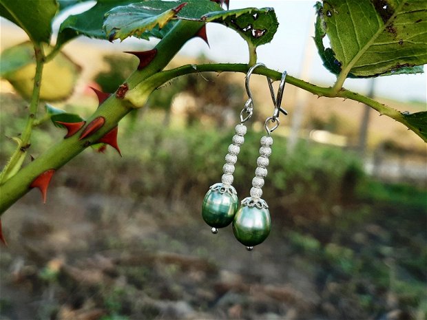 Cercei perle green freshwater
