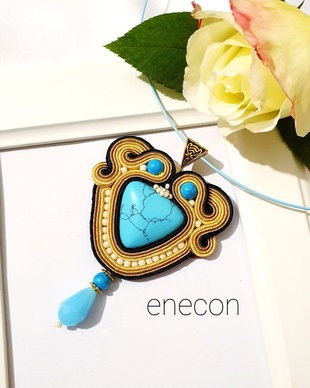 Pandantiv turcoaz soutache, Pandantiv statement