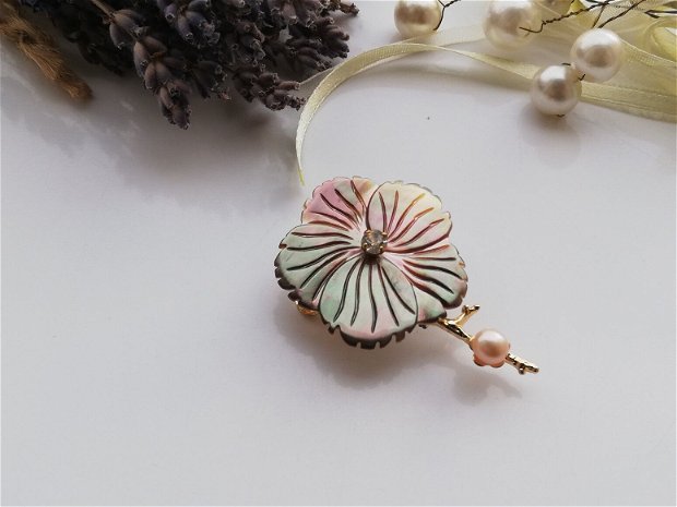 Pandant/brosa floare shell