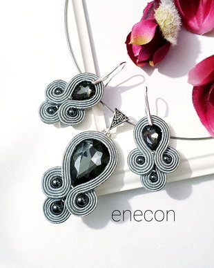 Set gri-fumuriu cu cristale și hematit,  Bijuterii soutache