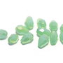 Margele din sticla, lacrima, opace, 6x4 mm, vernil