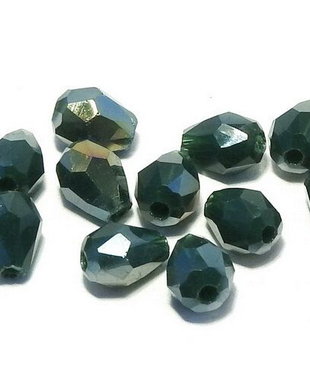 Margele din sticla, lacrima, opace, 6x4 mm, verde inchis
